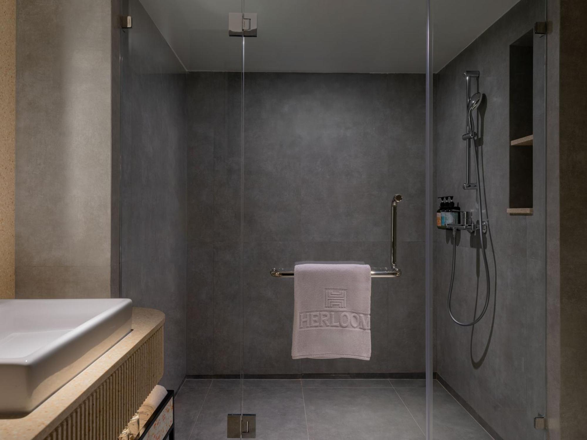 Herloom Hotel & Residence Bsd 当格浪 外观 照片